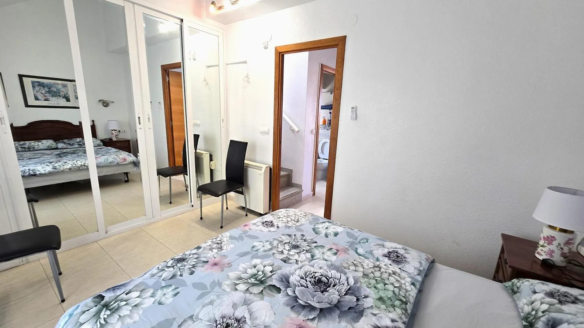 Apartment Mango With Terrace Near The Sea, Two Minutes From The Beach Torrox