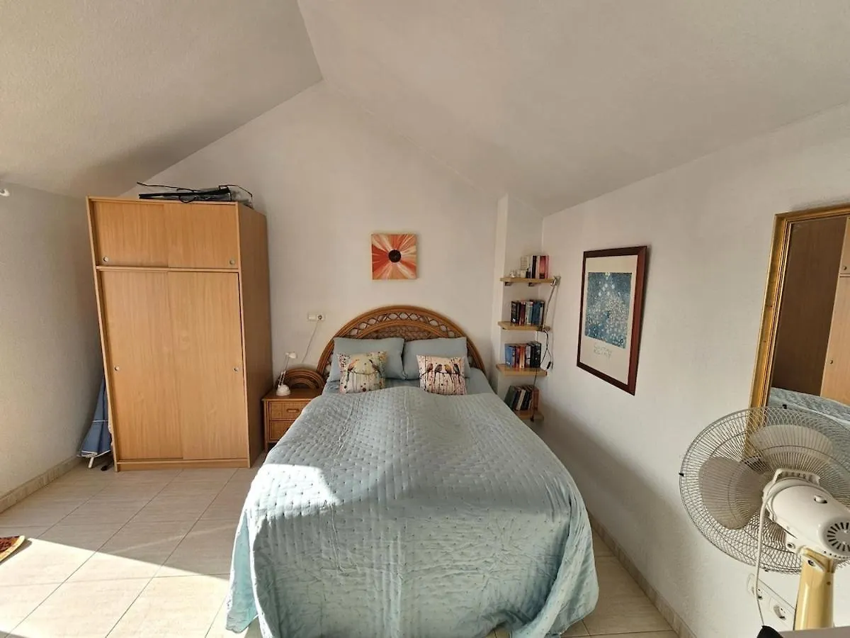 Apartment Mango With Terrace Near The Sea, Two Minutes From The Beach Torrox