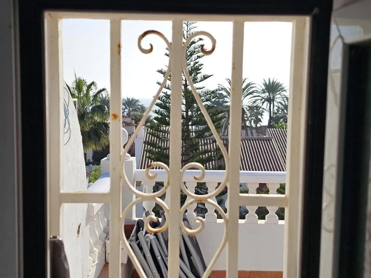 Apartment Mango With Terrace Near The Sea, Two Minutes From The Beach Torrox 0*,
