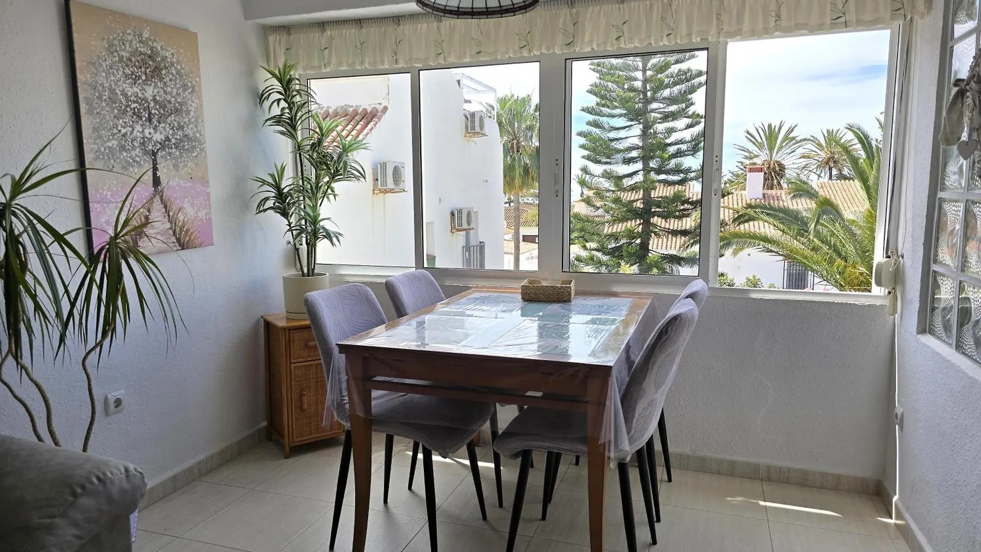 Apartment Mango With Terrace Near The Sea, Two Minutes From The Beach Torrox